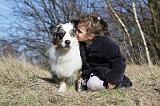 ENFANT ET CHIEN 227